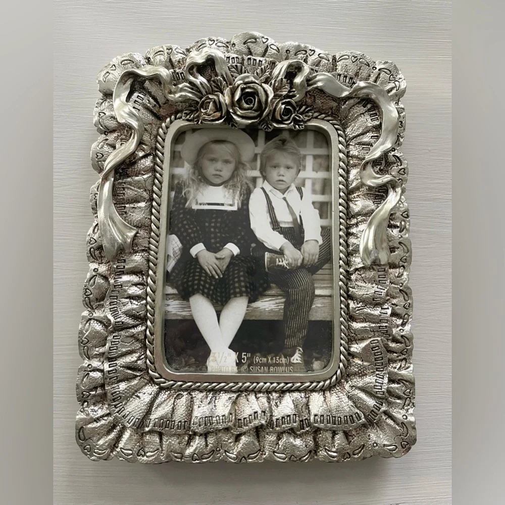 Silver Ornate Floral Photo Frame - Decorative Home Accent